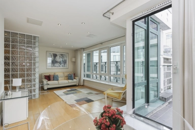 Beckford Close, Warwick Road - W14 view 3