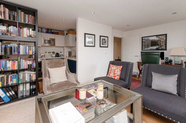 1 bedroom apartments/flats to sale in Bonchurch Road, North Kensington-image 16