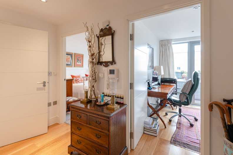 1 bedroom apartments/flats to sale in Bonchurch Road, North Kensington-image 11
