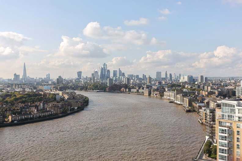 3 bedrooms apartments/flats to sale in Berkeley Tower, 48 Westferry Circus, Canary Wharf-image 10