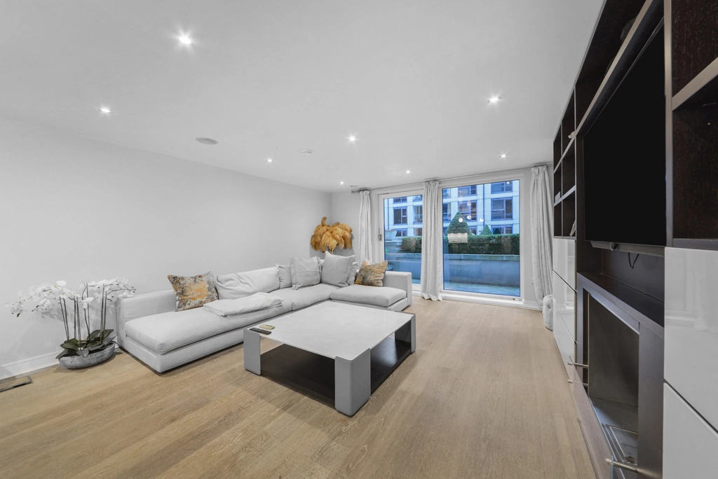 2 bedrooms apartments/flats for sale in Lensbury Avenue, Imperial Wharf - SW6 view 2