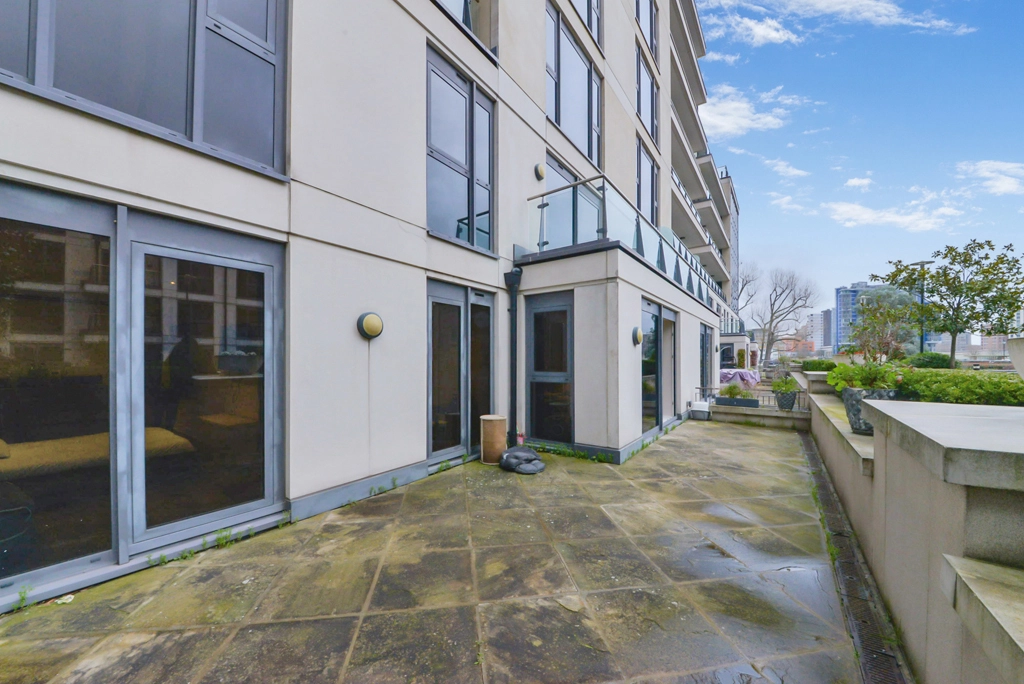 2 bedrooms apartments/flats for sale in Lensbury Avenue, Imperial Wharf - SW6 view 7