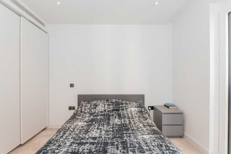 1 bedroom apartments/flats to sale in Fountain Park Way, Shepherd's Bush-image 14