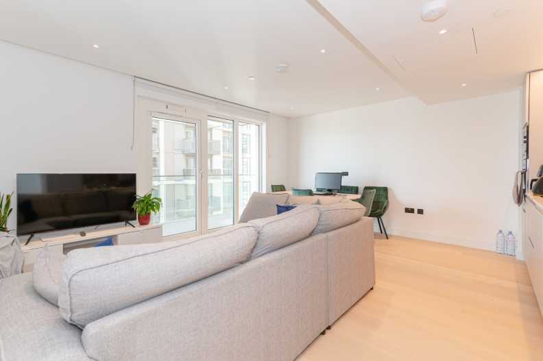 1 bedroom apartments/flats to sale in Fountain Park Way, Shepherd's Bush-image 17