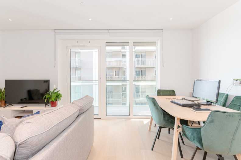 1 bedroom apartments/flats to sale in Fountain Park Way, Shepherd's Bush-image 12