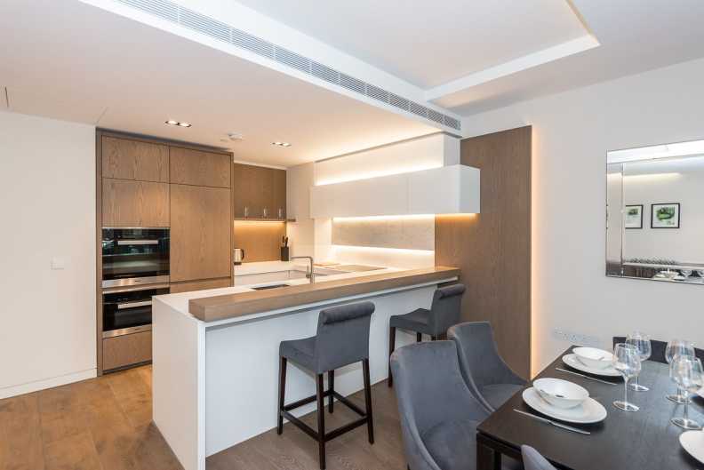 2 bedrooms apartments/flats to sale in Pearson Square, Fitzrovia-image 3