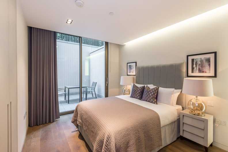2 bedrooms apartments/flats to sale in Pearson Square, Fitzrovia-image 4