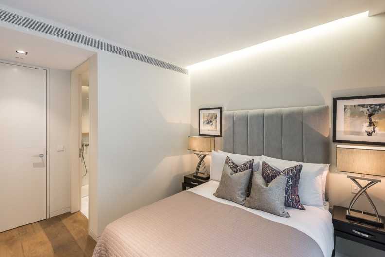 2 bedrooms apartments/flats to sale in Pearson Square, Fitzrovia-image 8