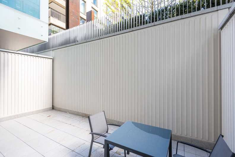 2 bedrooms apartments/flats to sale in Pearson Square, Fitzrovia-image 5