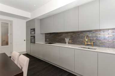 Victoria Street, Westminster SW1H image 3