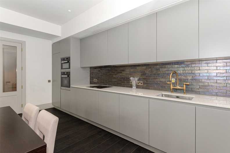1 bedroom apartments/flats to sale in Victoria Street, Westminster-image 3