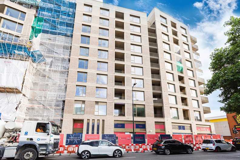Studio apartments/flats to sale in Kennington Lane, Oval Village, Kennington-image 2