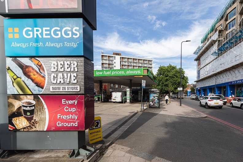 Studio apartments/flats to sale in Kennington Lane, Oval Village, Kennington-image 9