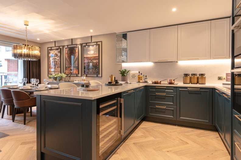 3 bedrooms apartments/flats to sale in Chelsea Creek, Fulham-image 24