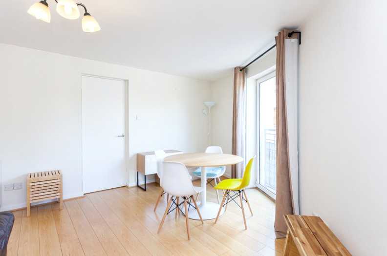 2 bedrooms apartments/flats to sale in Garford Street, Westferry-image 2