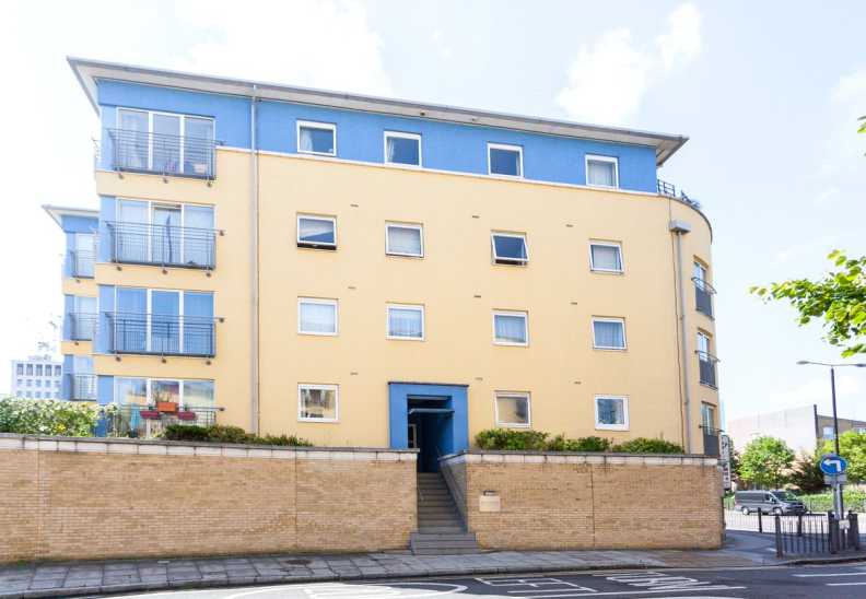 2 bedrooms apartments/flats to sale in Garford Street, Westferry-image 1