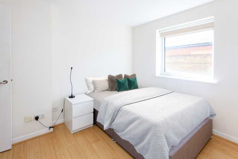 2 bedrooms apartments/flats to sale in Garford Street, Westferry-image 5