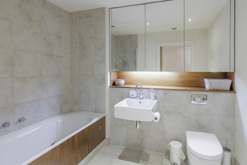 3 bedrooms apartments/flats to sale in Lensbury Avenue, Imperial Wharf-image 7