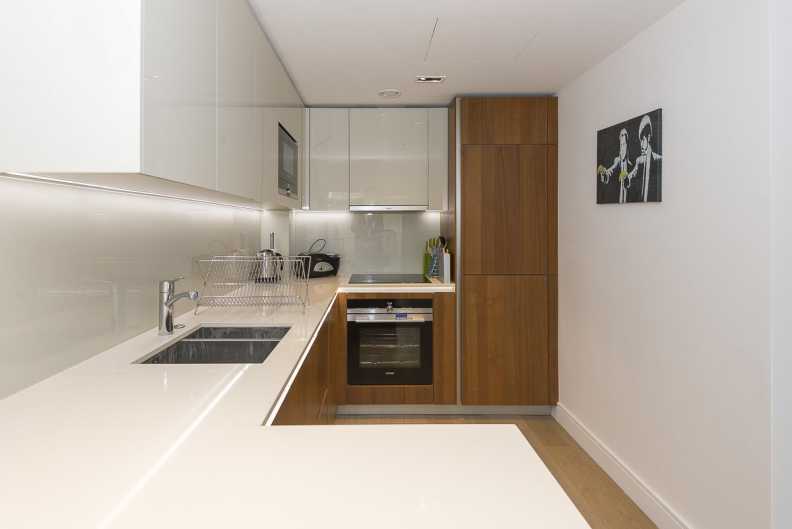1 bedroom apartments/flats to sale in Kew Bridge Road, Brentford-image 16