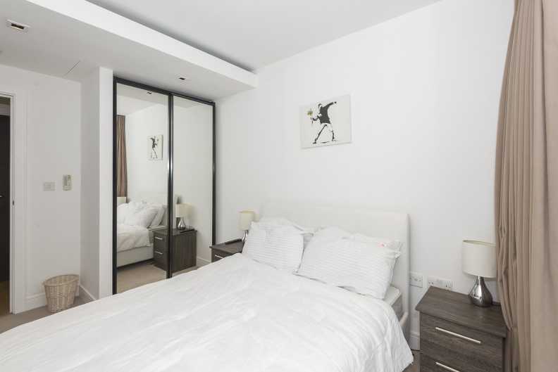 1 bedroom apartments/flats to sale in Kew Bridge Road, Brentford-image 17