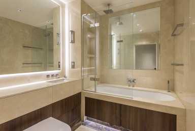 Kew Bridge Road, Brentford - TW8 view 5