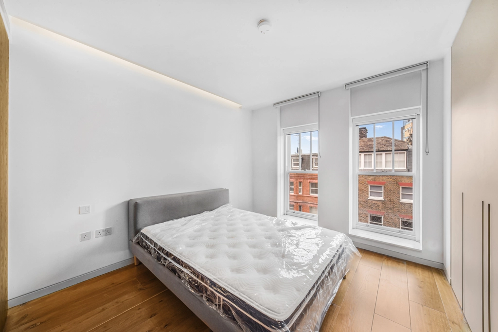 1 bedroom apartments/flats for sale in Pearson Square, Fitzrovia - W1T view 5