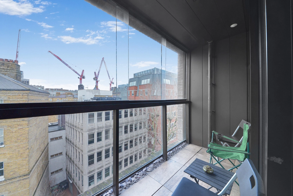 2 bedrooms apartments/flats for sale in Great Peter Street, Westminster - SW1P view 2