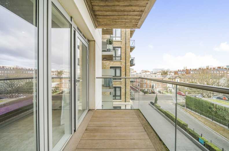 2 bedrooms apartments/flats to sale in Regatta Lane, Fulham Reach-image 8