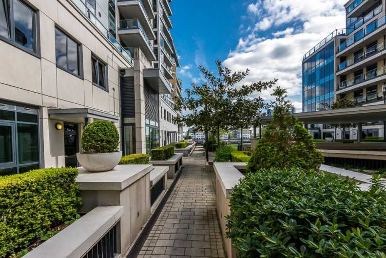 4 bedrooms apartments/flats to sale in Lensbury Avenue, Imperial Wharf-image 18