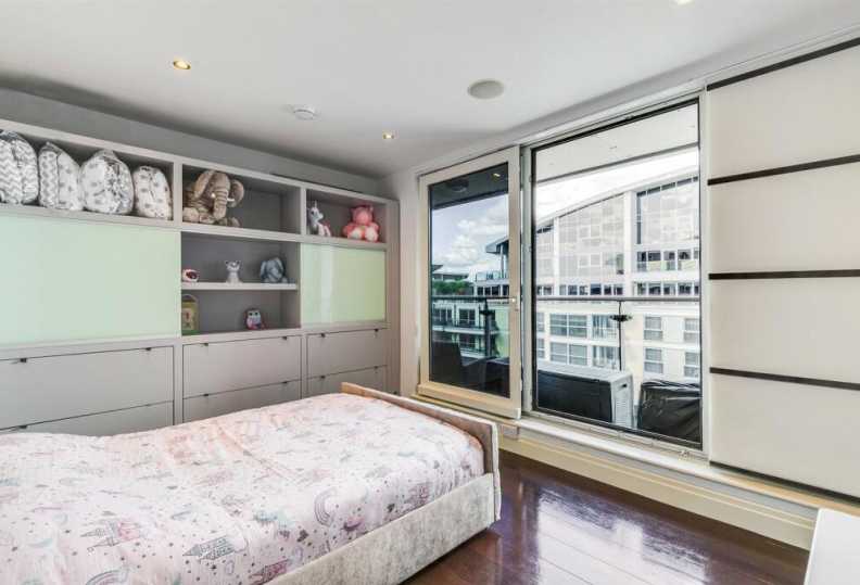3 bedrooms apartments/flats to sale in Lensbury Avenue, Imperial Wharf-image 12