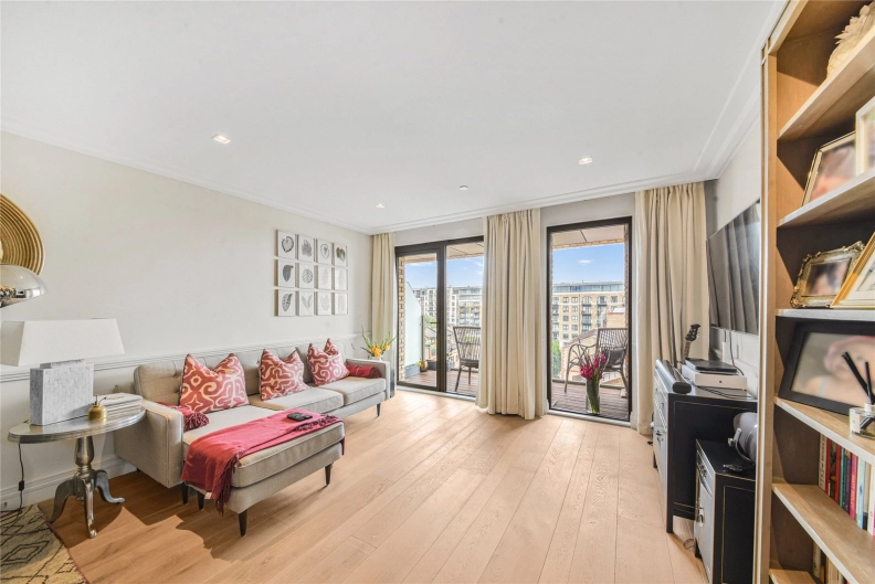 3 bedrooms apartments/flats for sale in Crisp Road, Hammersmith - W6 view 2