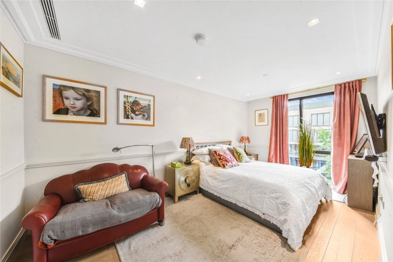 3 bedrooms apartments/flats for sale in Crisp Road, Hammersmith - W6 view 5