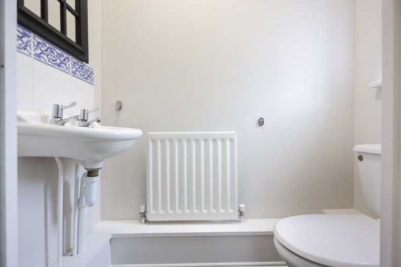 2 bedrooms houses to sale in Pankhurst Close, Isleworth-image 17