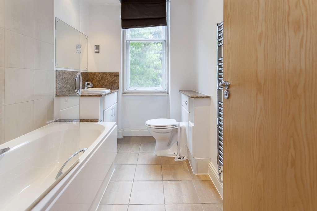 1 bedroom apartments/flats for sale in Nevern Square, Kensington - SW5 view 8