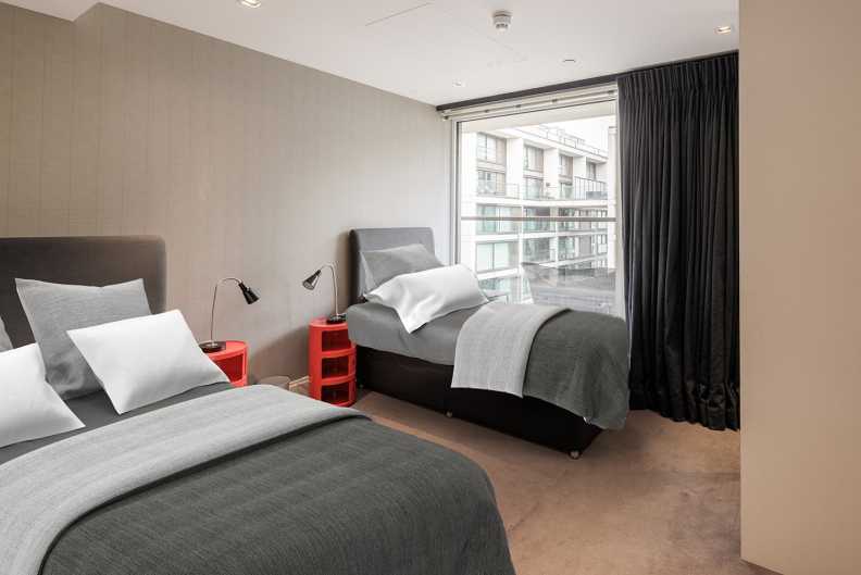 3 bedrooms apartments/flats to sale in Kensington High Street, Kensington-image 18