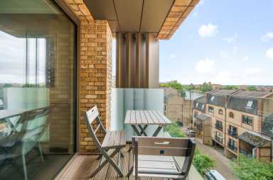 Crisp Road, Hammersmith - W6 view 9