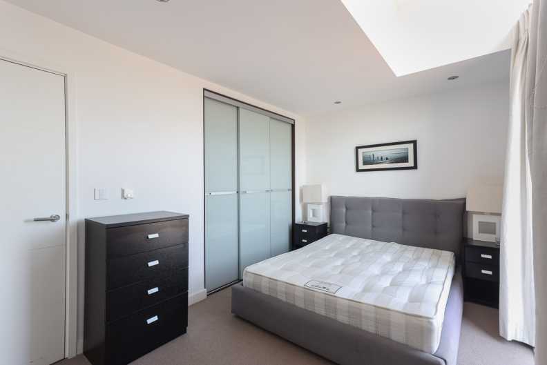 1 bedroom apartments/flats to sale in Bonchurch Road, North Kensington-image 4