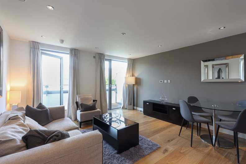 1 bedroom apartments/flats to sale in Bonchurch Road, North Kensington-image 5