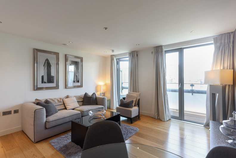 1 bedroom apartments/flats to sale in Bonchurch Road, North Kensington-image 2