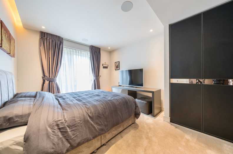 3 bedrooms apartments/flats to sale in Regatta Lane, Fulham Reach-image 17