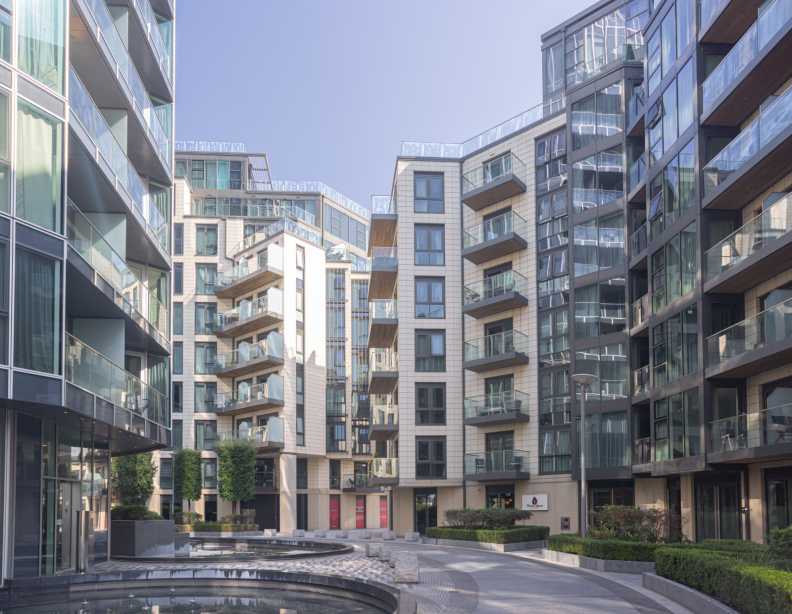 1 bedroom flat for Sale in Juniper Drive, Wandsworth, SW18, London