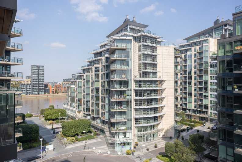 1 bedroom apartments/flats to sale in Juniper Drive, Wandsworth-image 7