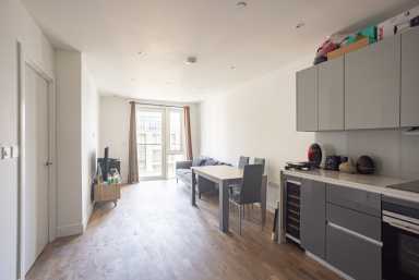 Juniper Drive, Wandsworth - SW18 view 12