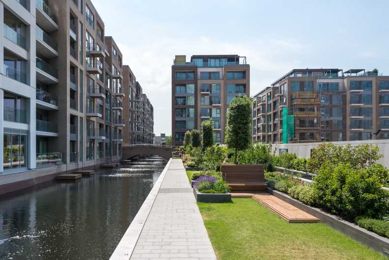 Studio apartments/flats to sale in Park Street, Chelsea Creek-image 16