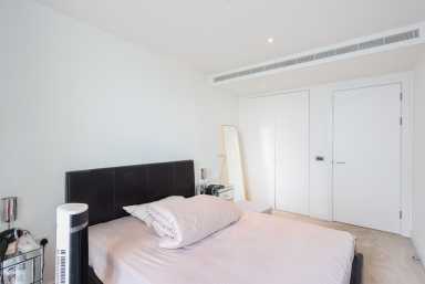 Wandsworth Road, Nine Elms SW8 image 5
