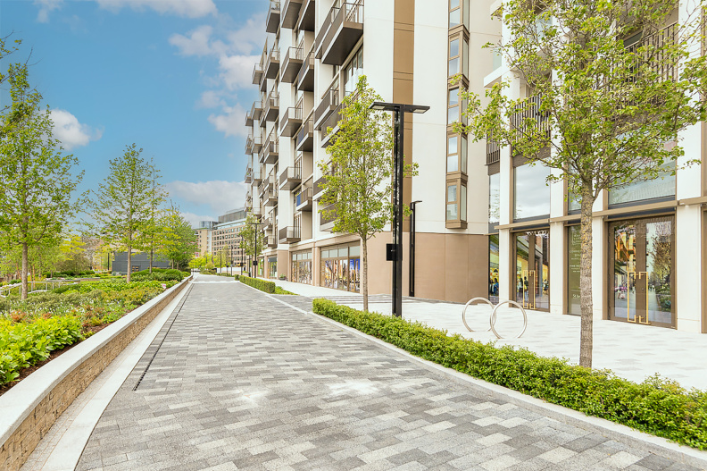 4 bedrooms apartments/flats for sale in Fountain Park Way, White City - W12 view 12