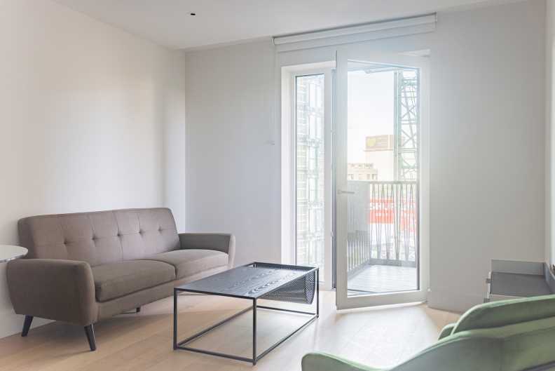 1 bedroom apartments/flats for sale in Cascade Way, White City - W12 view 3