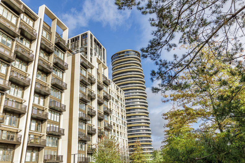 1 bedroom apartments/flats for sale in Cascade Way, White City - W12 view 9