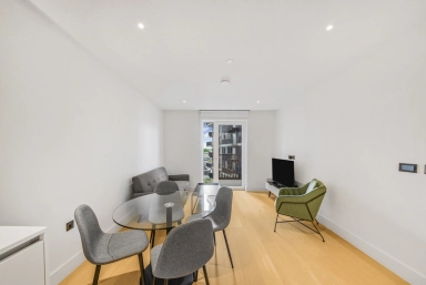 Cascade Way, White City W12 image 9