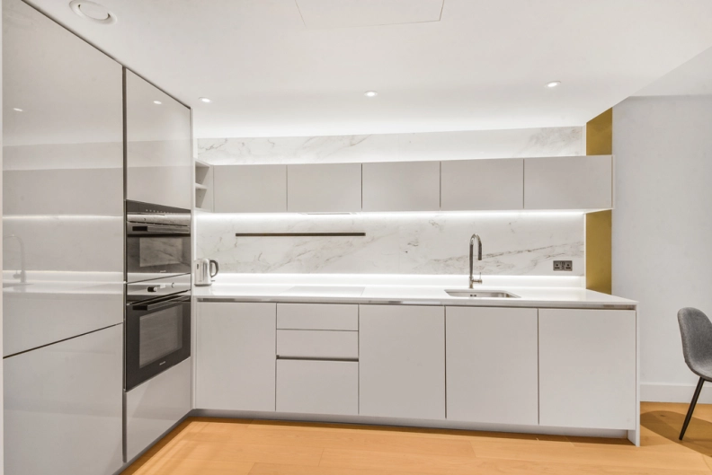 1 bedroom apartments/flats for sale in Cascade Way, White City - W12 view 4